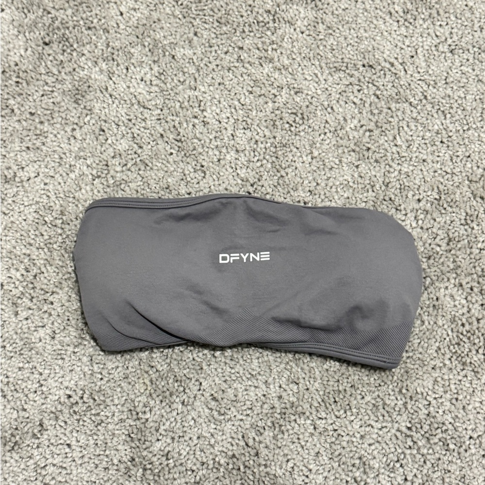 DFYNE Gray Bandeau Sports Bra